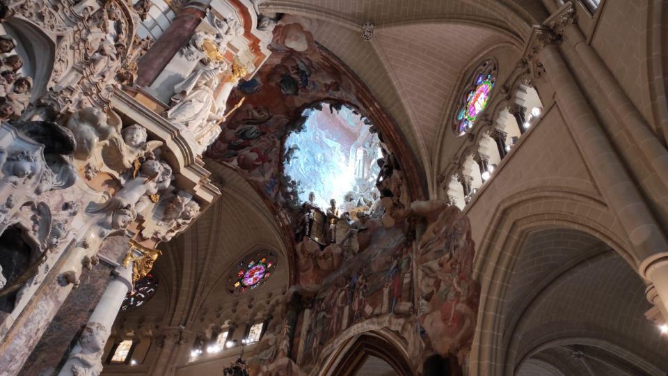 Toledo: Cathedral, Alcazar, Monastery, Jewish Quarter Tour - Walking toward the Cathedral through legend streets