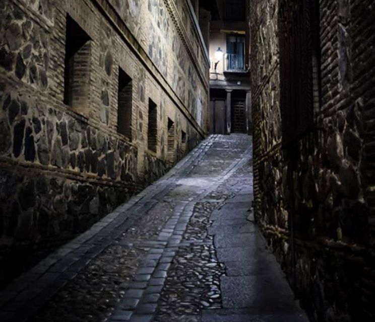 Toledo: Mysteries and Secrets Tour in Spanish - Key highlights worth your attention