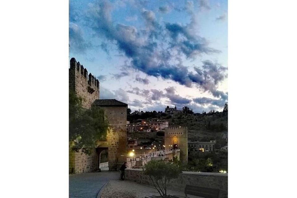 Toledo: Private Walking Tour with a Local Guide - The Jewish Quarter and two Mudejar synagogues