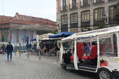 Tour Madrid in 2 hours! Electric Tuk - Fast, Fun, and Exclusive - Plaza de Santa Ana: a sweet start in the Centro rhythm