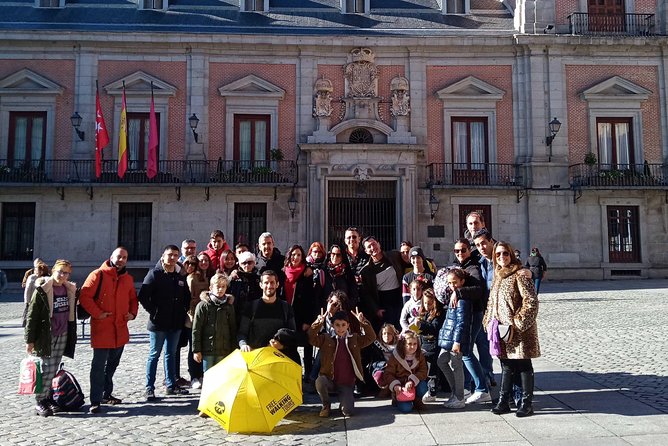 Tour "Madrid of the Austrias" | Old Town ❤️ - Entering Madrid’s Old Town at Puerta del Sol