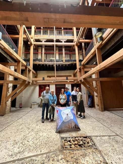 TOUR TOLEDO 3 CULTURAS ⭐⭐⭐⭐⭐ - Starting at Plaza de Zocodover: The Perfect Place to Get Your Bearings